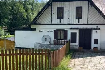 Majatalo Penzion černý Mlýn