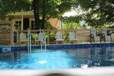 旅馆 Auberge Comme Au Premier Jour