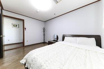 Hamduk Pungkyungchae Pension