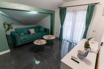 Dar House