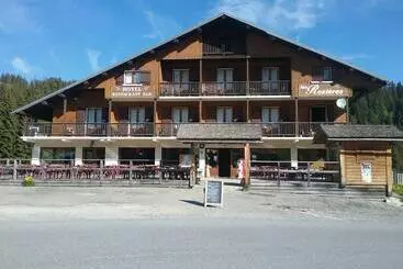 Hotel Restaurant Les Rosieres