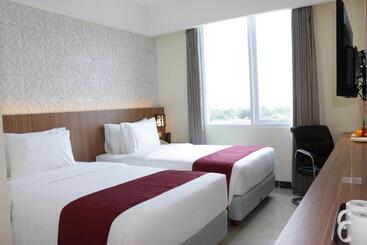 فندق Horison Sentani