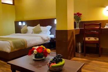 Hotel Yangkhyil Residency