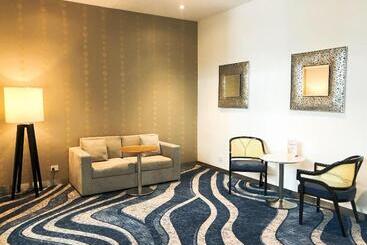 ホテル H Residences By Holiday Paradise