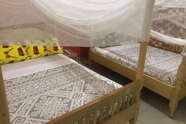 Bed and Breakfast Home Stay Studio 62 Guesthouse