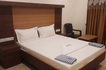 Hotel Rani Residency