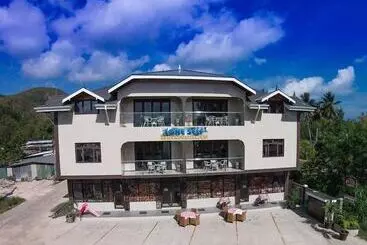 Lone Self Catering Apartment