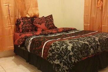 پانسیون Haven House Apartments