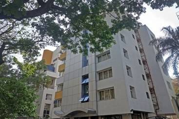 Pensão Treebo Trend Sudarshan