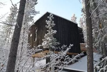کلبه Yukon Black Spruce