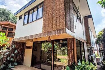 Retkeilymaja Camote S Lake Retreat