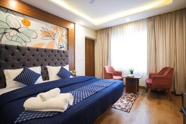 Shalom Backpackers Mussoorie