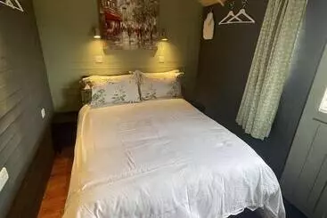 コテージ Enchanted Cabin Retreat In Sibford Gower