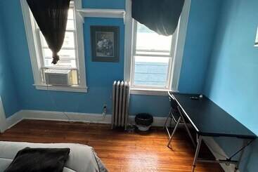 Pensjonat Fidelia Fuchsite Room, Queen Bed Minutes From Newark Liberty International Airport And Newark Penn S