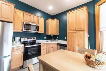 هتل Harris House