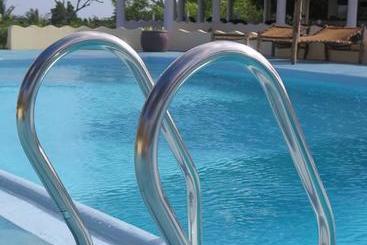 민박 Butiama Bustani