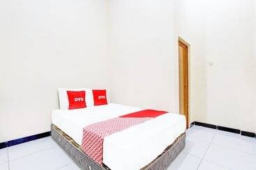Otel Oyo 94124 Ekslusive Double N