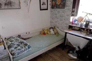 مبيت وإفطار Hellfest 25