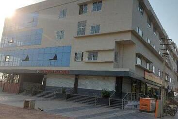 Zip By Spree Hotels Nanded