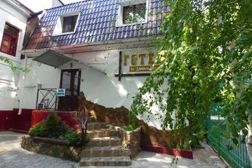 Hotel Na Admirala Makarova