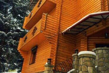 בית מלון כפרי Villa Iris