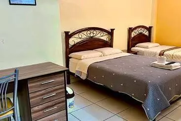 Hotel Hospedaje Sol De Oro