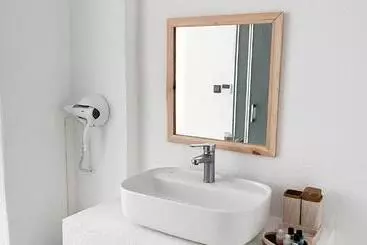 Hotel Thanos