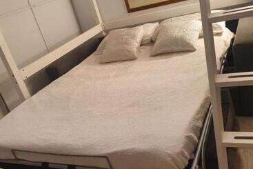 Пансион Loft With Total Privacy