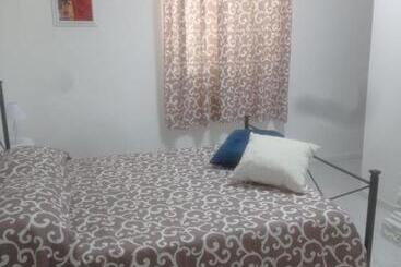 Aamiaismajoitus (B&B) Torre Agada