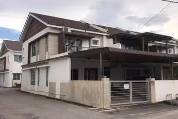 Majatalo Bertam Kepala Batas Guest House For Male Only