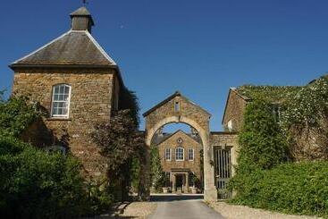 Bed and Breakfast West Compton Manor