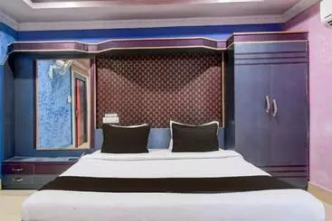 Hotel Goroomgo Blue Royal Bhubaneswar