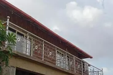 Resort Mountain View Farm & Camping Pali