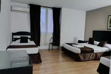هتل Ariston Cali