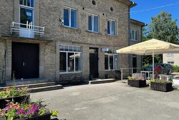 هتل آپارتمان Tamsalu Wallamaja