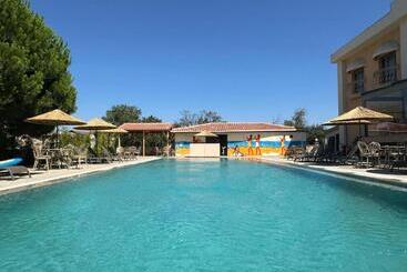 هتل Etruscan Boutique