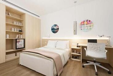 Отель SH Campus Lyceum