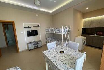 بنسيون Rrjolli Rooms