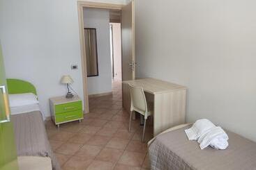 アパートホテル Casa Vacanze Celeste E C