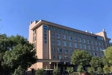 Hanting Hotel Ningbo Dongqian Lake North Mozhi Road