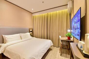 Hanting Hotel Zhangye Gulou