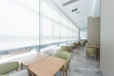 Ji Hotel Linyi Pingyi Binhe Yipin