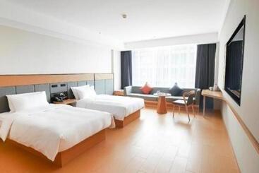 Starway Hotel Houma Xintian Plaza