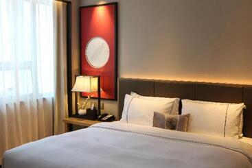 E Cheng Hotel Shenyang North Railway Station