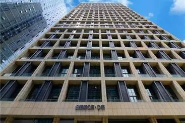 Hotelli City Comfort Inn Guiyang Financial City Convention Center Metro Station