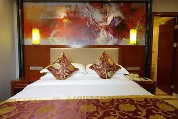 Vienna International Hotel Nanning Railway Station Mingxiu Road Metro Station