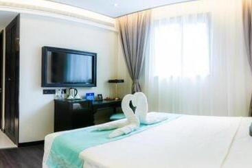 Xana Hotelle Beijing Olympic Park South Lishuiqiao Metro Station