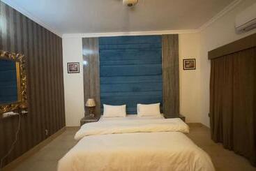 پانسیون Secure Inn