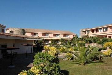 هتل آپارتمان Residence Capo D’orso