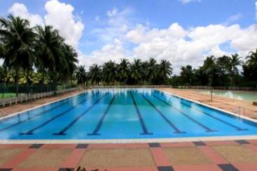 בית מלון כפרי Ponderosa Golf & Country Resort